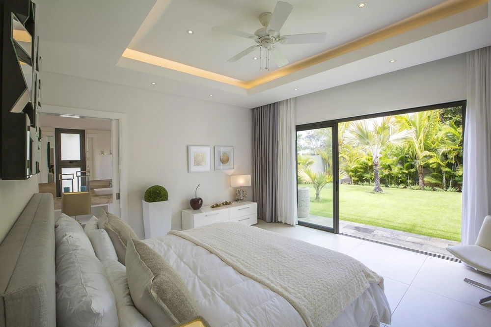 Exceptional villa with panoramic golf view at Anahita Beau Champ 2558346881