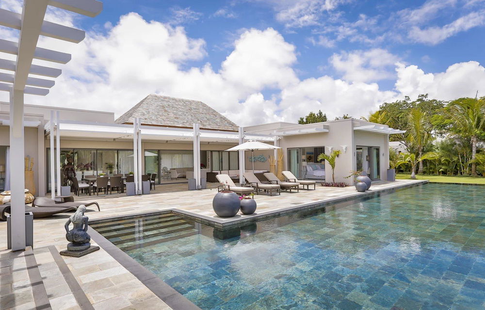 Exceptional villa with panoramic golf view at Anahita Beau Champ 2558346881