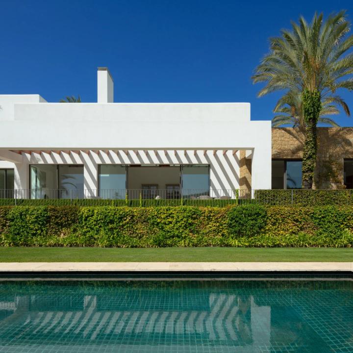 For sale: luxury villa with breathtaking golf views 2573648531