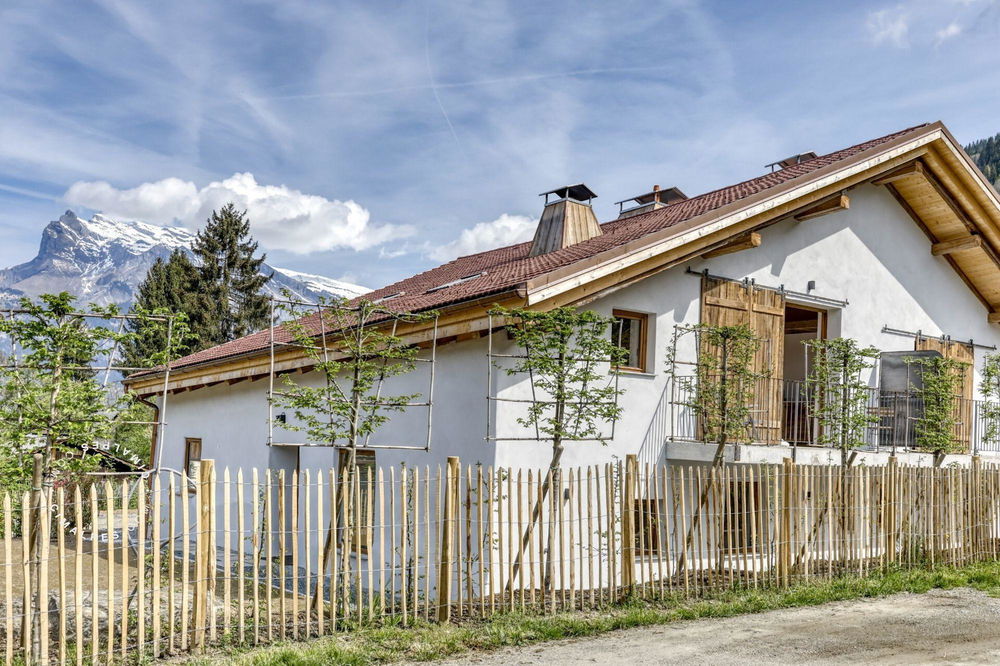 For sale: Superb renovated half-farm in Saint-Gervais Mont-Blanc 2624103257