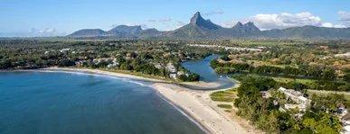 A luxurious beachfront residence on the west coast of Mauritius 2675171319