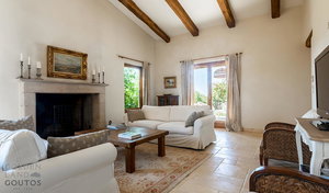 Rustic Villa in Keratea for sale in Athens 2685263149