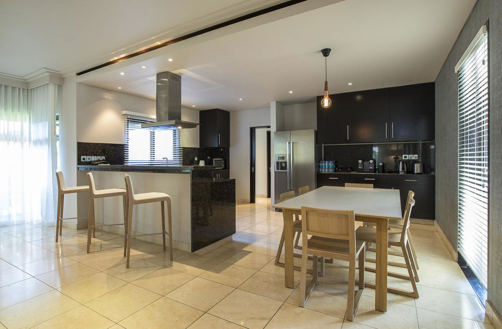 Luxury Villa with Beach Access and Spa for Sale | Four Seasons Mauritius 2701904084