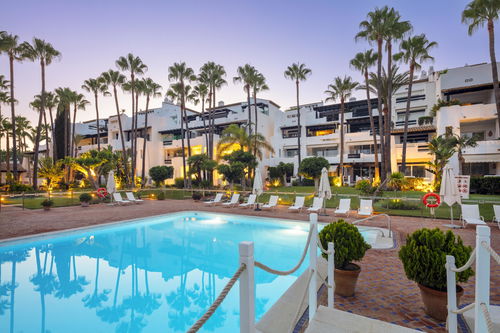 For sale: superb contemporary apartment in a prestigious resort 2730268796