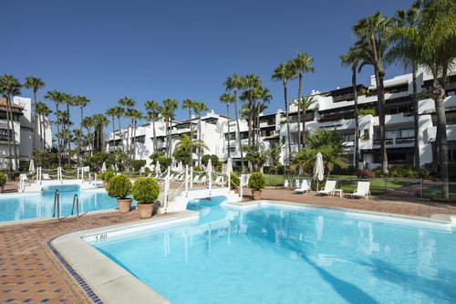 For sale: superb contemporary apartment in a prestigious resort 2730268796