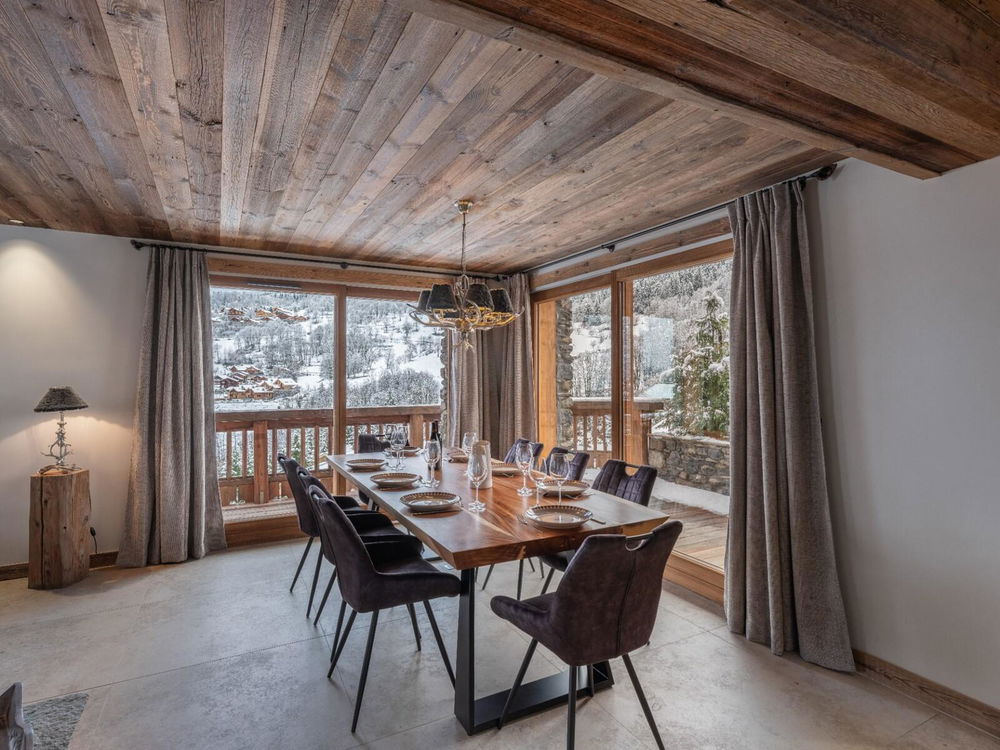 Luxury 4-Bedroom Chalet with Spa, Jacuzzi & Mountain Views – Near Méribel Slopes 2763354933