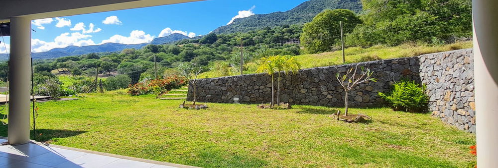 Prestigious villa with swimming pool in the Palmyre estate 2770632115