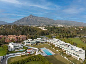 Villa for sale in Marbella – Marbella Golden Mile | Villa… 279609916