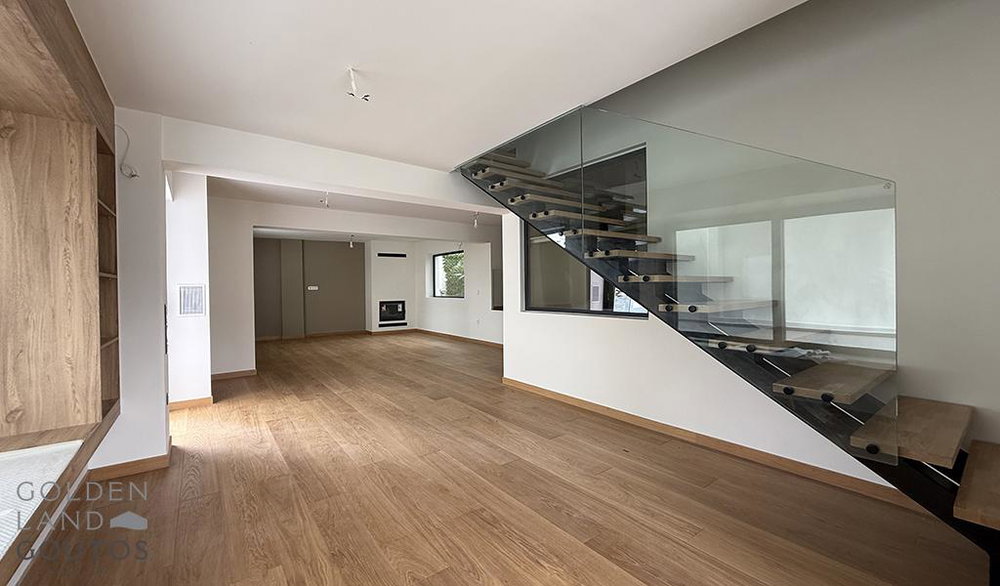 Exclusive Maisonette in Voula for sale in Athens 2840146832