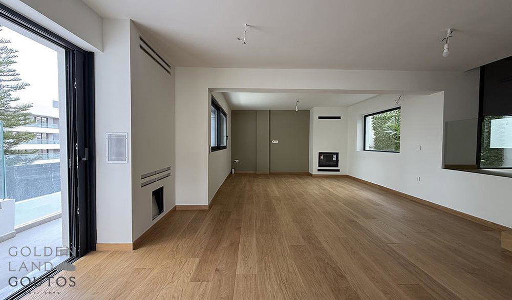 Exclusive Maisonette in Voula for sale in Athens 2840146832