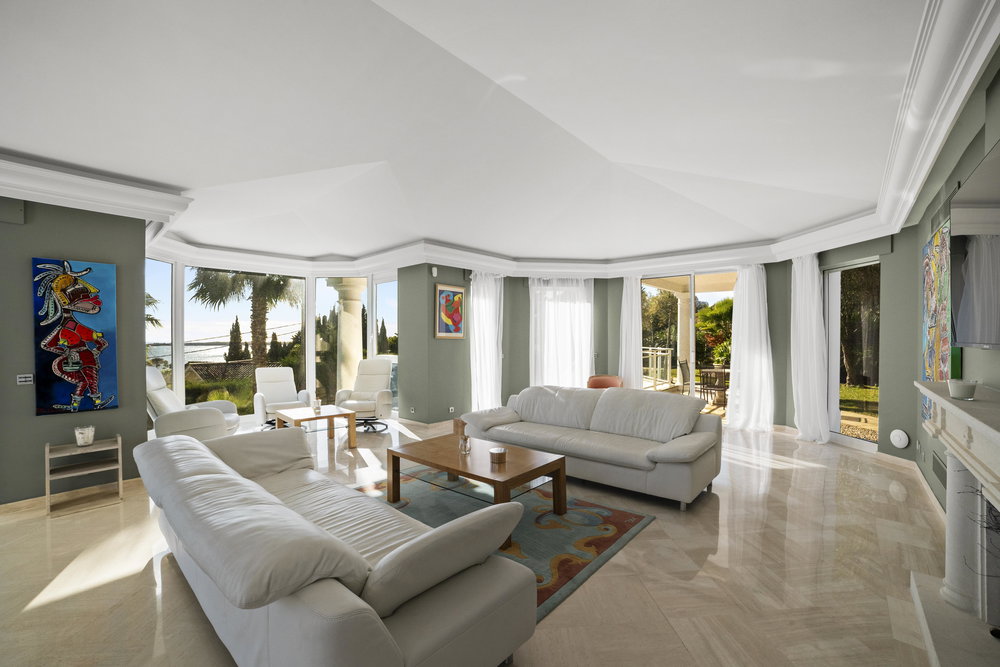Luxury Villa with Panoramic Sea Views in Vallauris – Close to Cannes and Golfe-Juan 2856163321