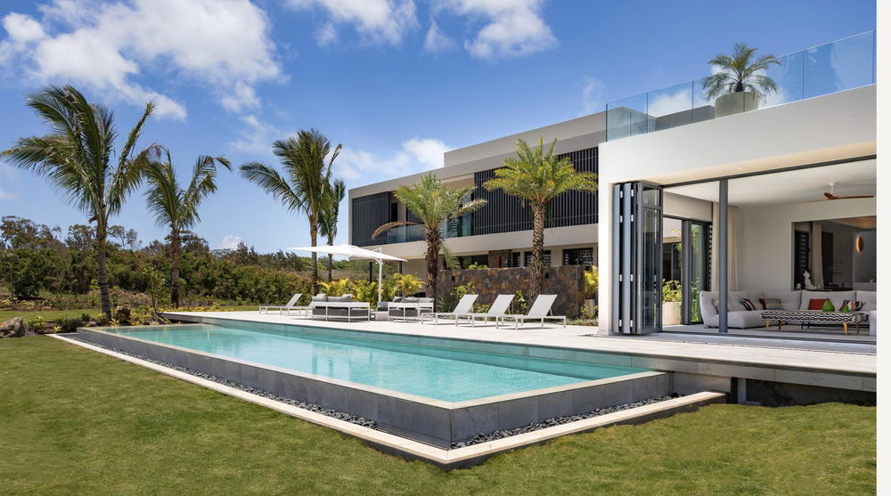 Invest in a luxury villa on the Golf d’Anahita resort in East Mauritius 2889450970