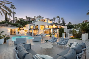 Luxury investment in Marbella, spain – Villa with swimming pool and private garden 2912879627