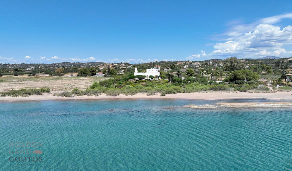 For sale: Your dream coastal retreat – luxury and serenity by the water. 2913228132