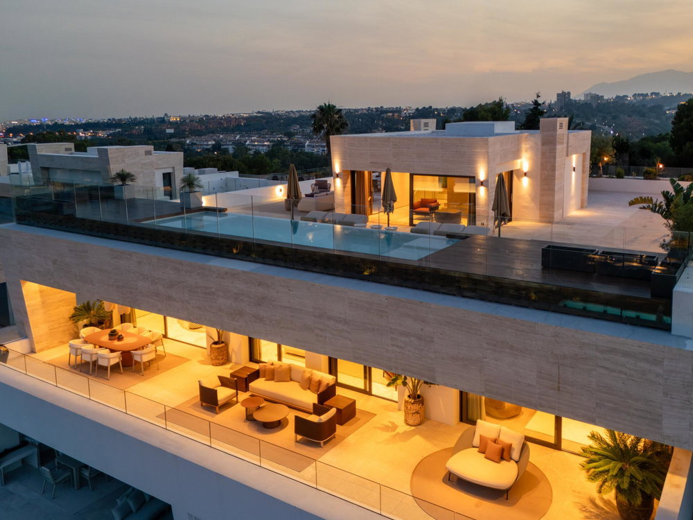 Luxury villa for sale in Marbella Golden Mile, Marbella | Skyvilla 6 2921078600