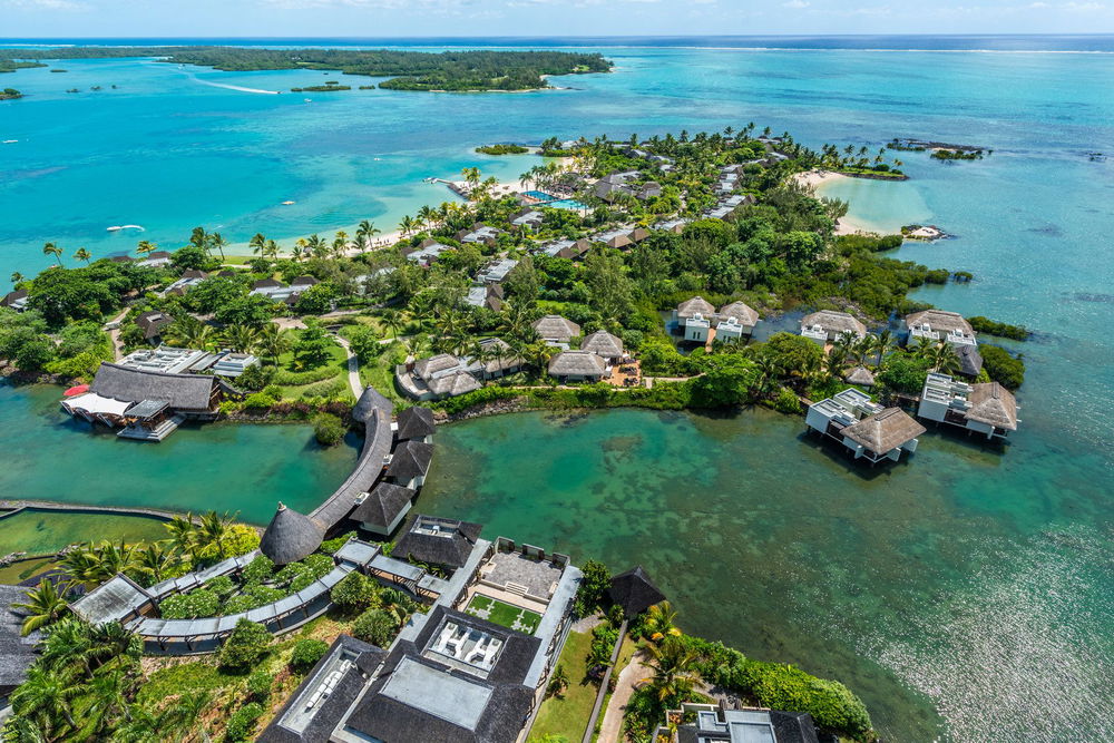 Invest in an ultra private luxury waterfront villa in Mauritius 2946167556