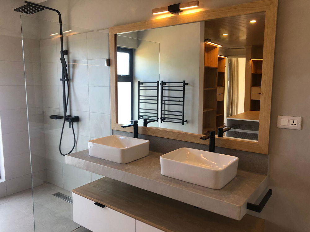 3 bedroom villa with swimming pool in Rivière Noire 2971282290