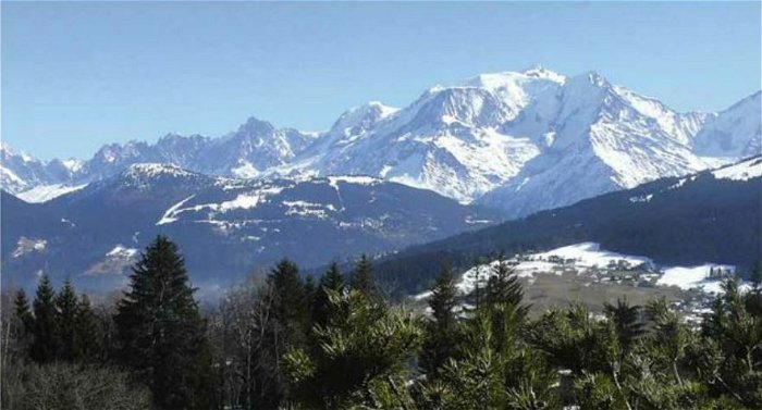 Chalet mont-blanc view 2974030446