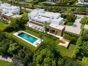 Finca Cortesin – Green 10, Villa 12: A Captivating Golfside Sanctuary of Modern Elegance 3058714344