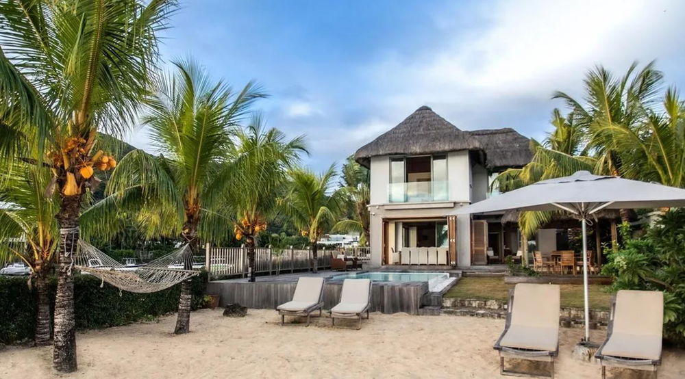 Unparalleled Luxury – Waterfront Villa with Private Beach in Mauritius 3064003926