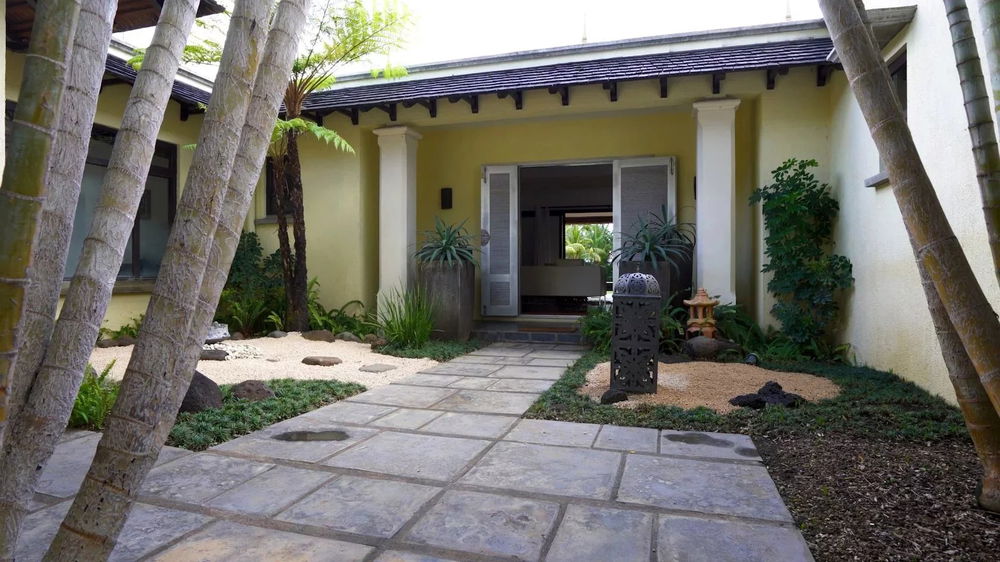 For sale: a magnificent luxury villa on the Golf de Tamarina in western Mauritius 3159962096