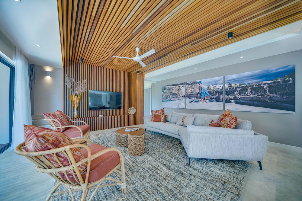 Invest in a magnificent villa with panoramic views of Morne and the lagoon in the west of Mauritius 3213847333