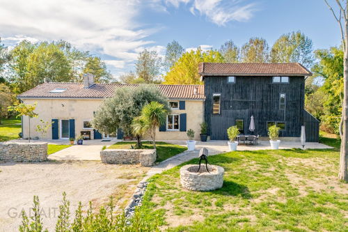 Prestige Villa in Bieujac – Renovated Character Home, Near Golf and Bordeaux 3232782349