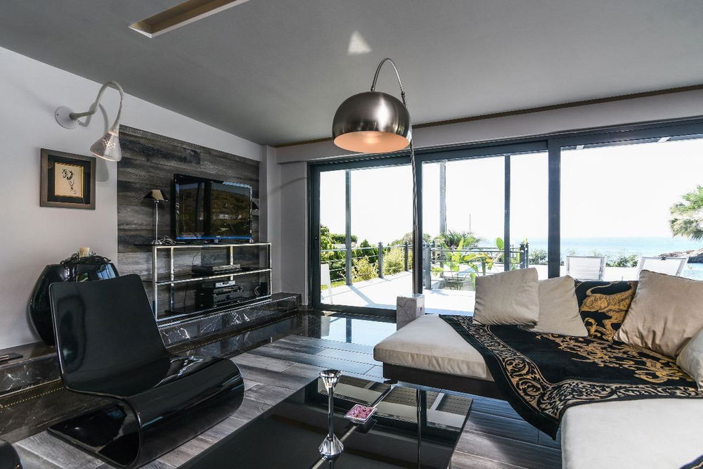 Exquisite Beachfront Villas in Sounio, Attica – A Unique Investment Opportunity in Greece 3246669294