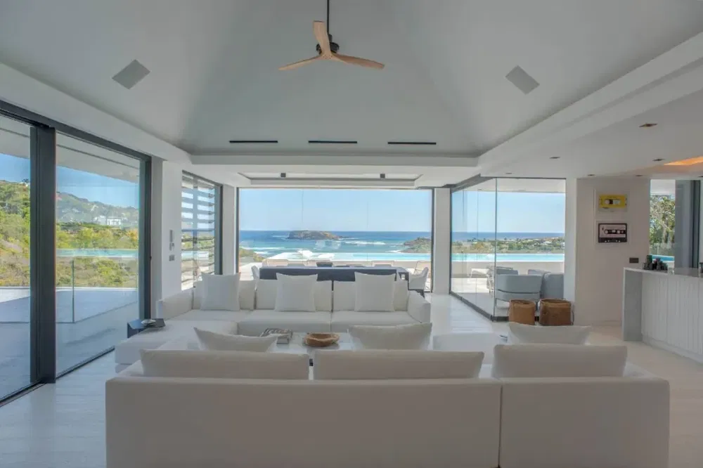 Invest in this 5-bedroom luxury masterpiece in Saint-Barthélemy 3262476023