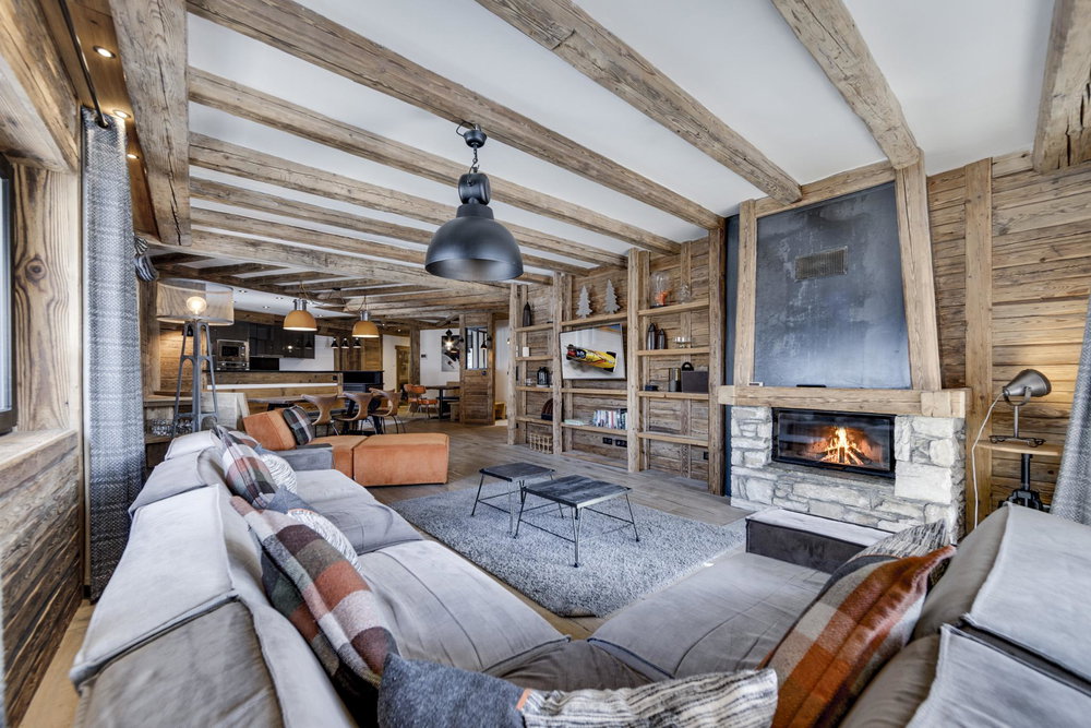 Exceptional 4-Bedroom Apartment in Val d’Isère – Contemporary Chic, Panoramic Views & Private Sauna 327873049