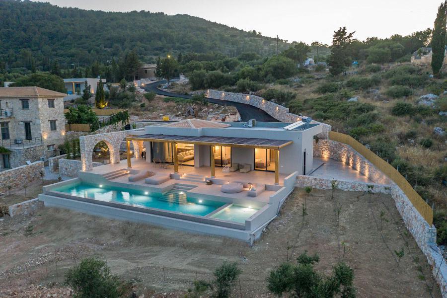 For Sale: Exceptional Villa with Panoramic Sea Views in Zakynthos 3281669164