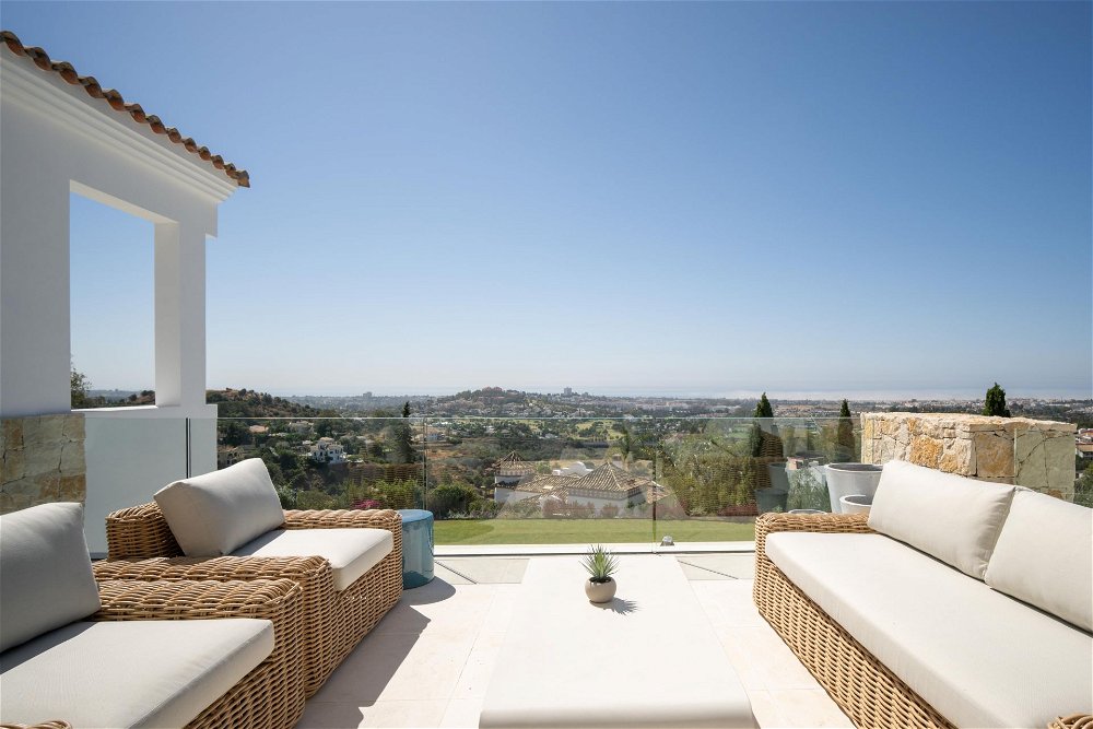 Luxury villa with Mediterranean views for sale 3368458572