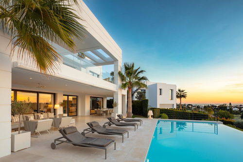 Exquisite Contemporary Villa in the heart of Marbella’s Golf Valley 3432431102