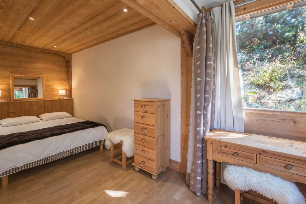 Exceptional chalet with direct access to the slopes at Méribel Centre – 8 bedrooms and sunny terrace 3465120587