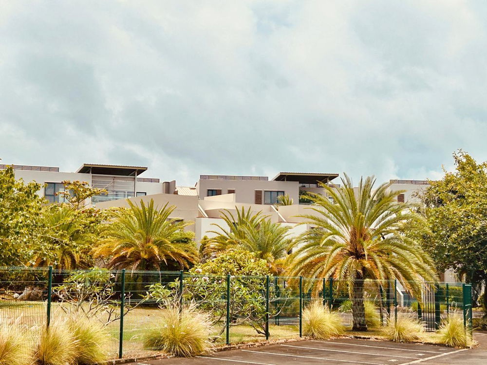 Prestige Penthouse at Azuri Ocean & Golf Village – Panoramic Sea View and Contemporary Elegance in a Secure Estate 3475997313