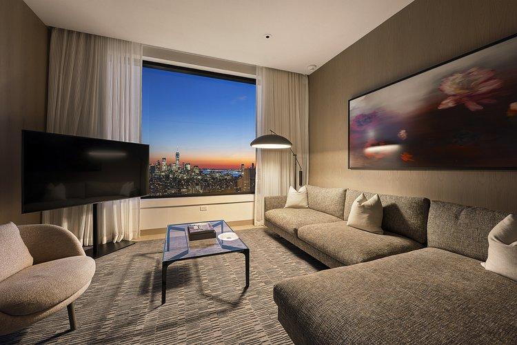 Spacious penthouse with panoramic views for sale in Lower Manhattan 3508784071