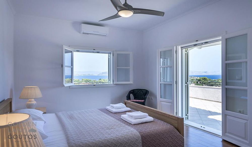 Luxury villa for sale with exceptional sea view 3511455905