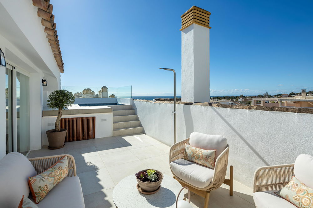 Penthouse duplex in Marbella with contemporary design and breathtaking views – Spain 3589233364