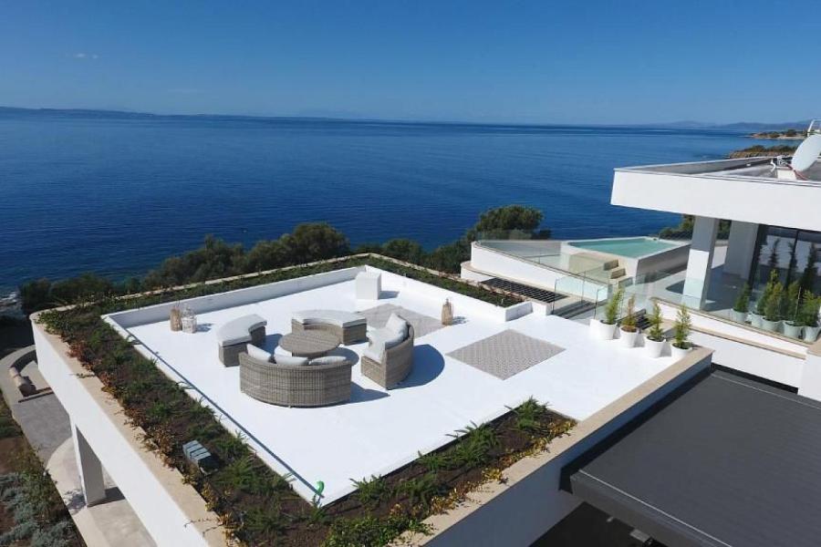 Exclusive Seafront Villa in Halkidiki – A Prestigious Coastal Haven 3597866044