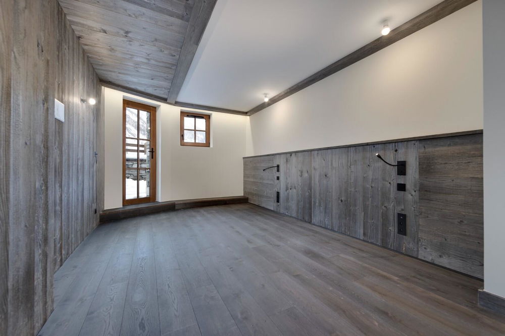 Exceptional Apartment in Val-d’Isère – Refinement, Panoramic View and Optimal Comfort in the Alps 3610395969