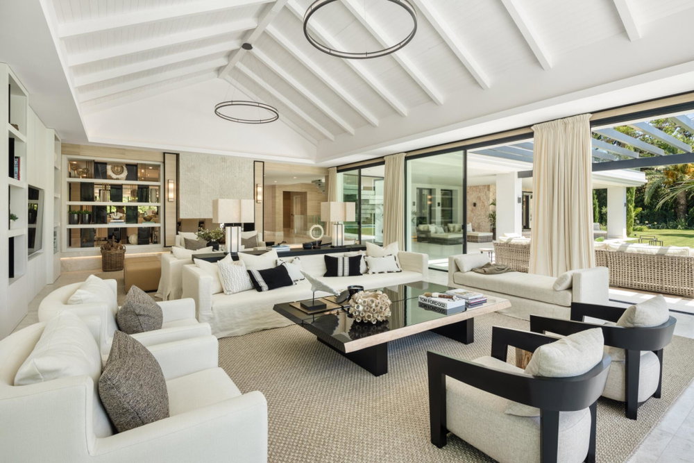 Frontline golf villa for sale in Nueva Andalucia, Marbella | Villa Solstice 3614942206