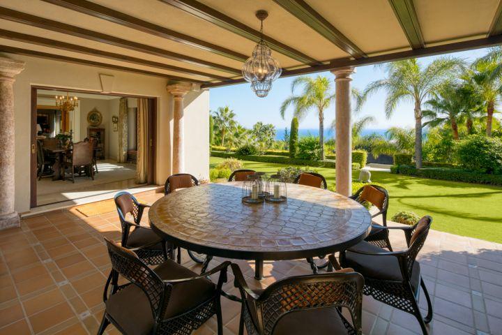 Calle Bach 5 : Sumptuous Classic Villa in Sierra Blanca, Marbella 3660330179