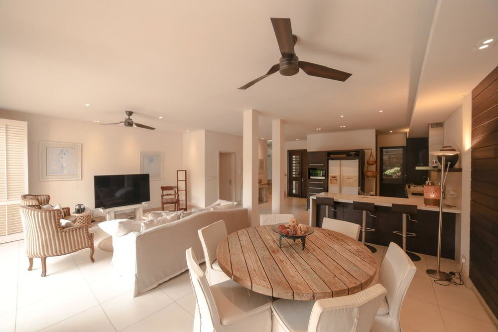 Elegance and Prestige: Exceptional Duplex with Panoramic View in West Mauritius 3661319970