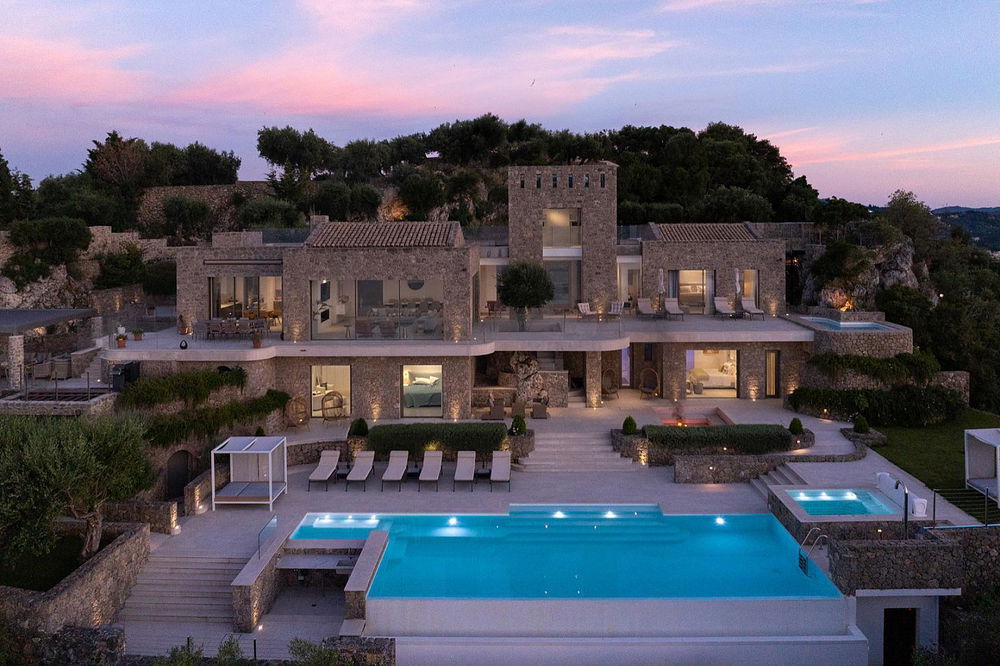 Contemporary Seafront Villa with Infinity Pool for Sale in Corfu Meta- 3665579296