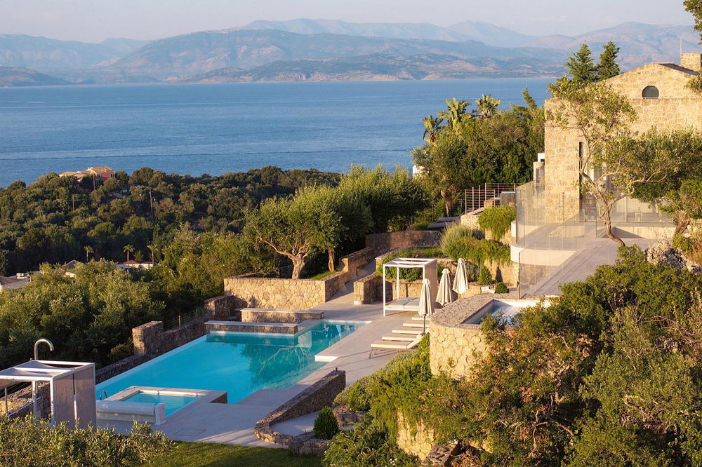 Contemporary Seafront Villa with Infinity Pool for Sale in Corfu Meta- 3665579296