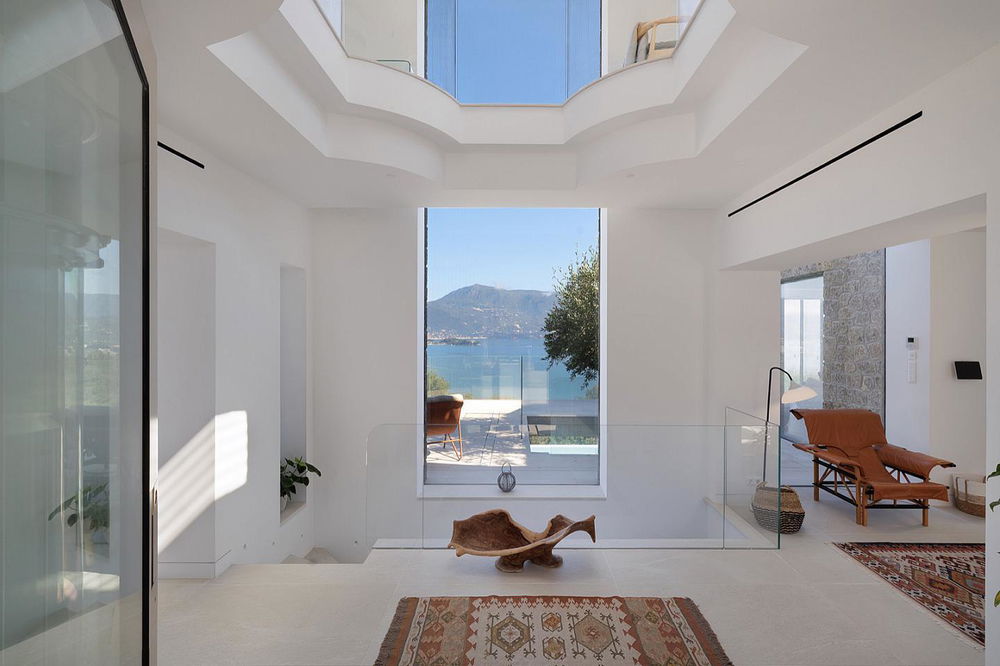 Contemporary Seafront Villa with Infinity Pool for Sale in Corfu Meta- 3665579296