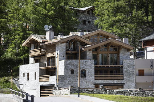 A haven of peace and comfort in the mountains 3667890120