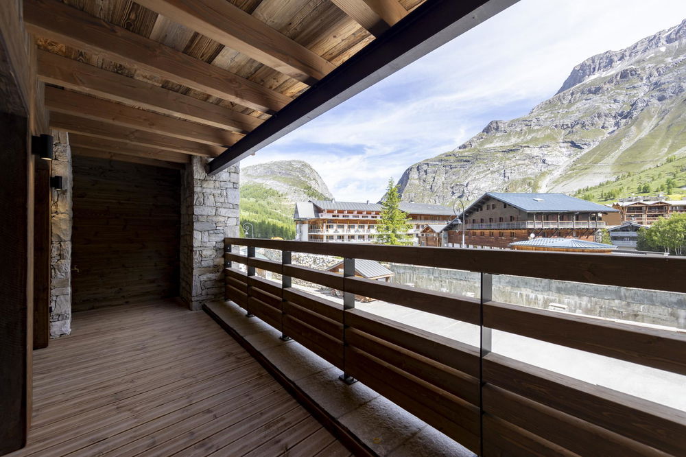 A haven of peace and comfort in the mountains 3667890120