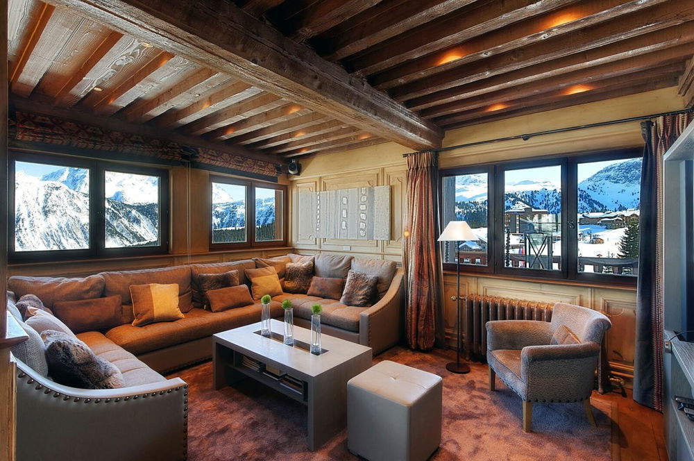 Invest in Excellence: Chalet de Luxe et Confort Moderne in Courchevel 3725680282