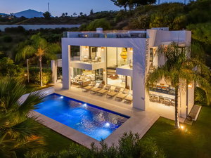 Property in Marbella, Nueva Andalucia – 6 bed – EUR 4.19M 3761091711